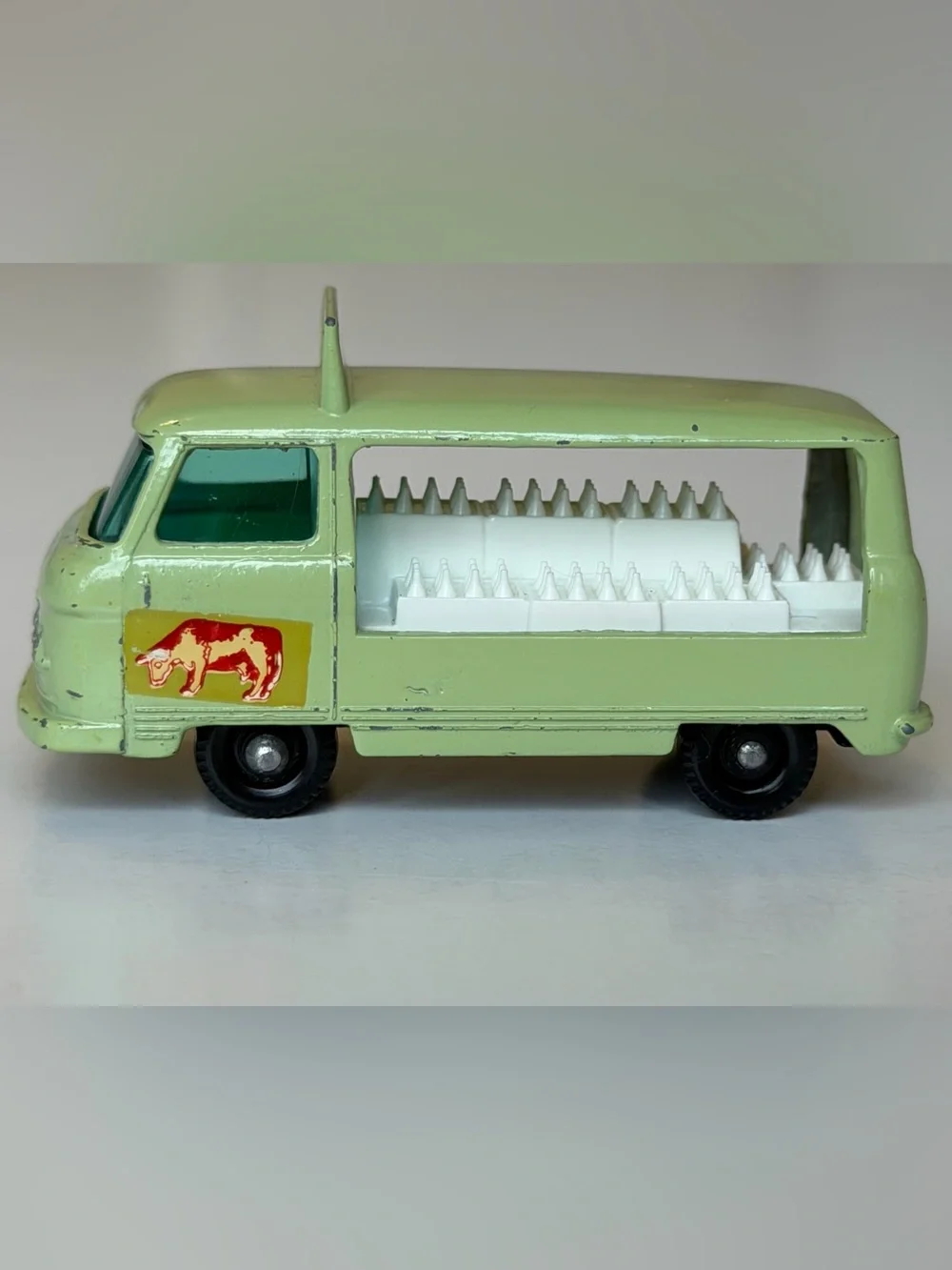 V Vintage Matchbox No. 21 Commer Bottle Float Drink More Milk Lesney England